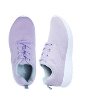 Lilac/light purple sneakers. Sz5 No tie laces 💜👟